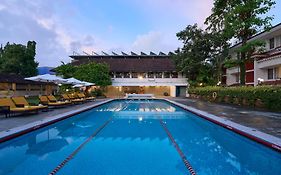 Casino Hotel - Cgh Earth, Cochin